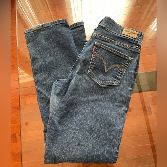 Levi's 512 Perfectly Slimming Jeans for Women Size 28 Pre Owned Condition - Picture 2 of 6
